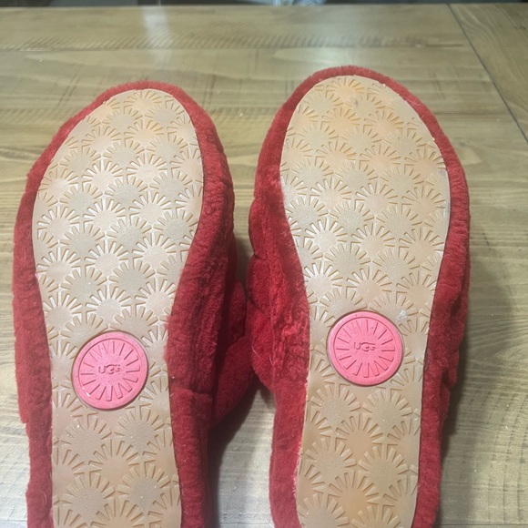Fuzzy Ugg Slippers size 11 - Picture 4 of 7